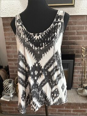 Zara Black and White Tribal Scoop Neck Tank